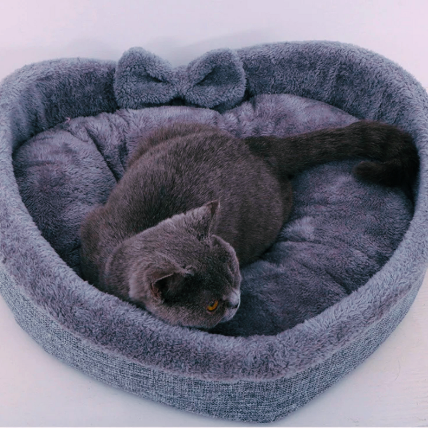 Heart-Shaped Cat Bed with Bow Detail – In Pink and Grey